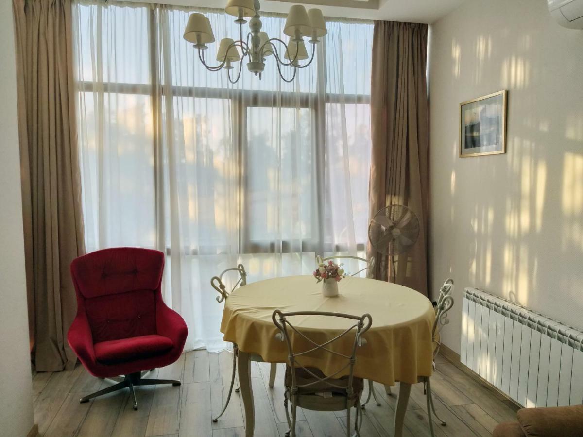 Boulevard Apartment Μπατούμι Εξωτερικό φωτογραφία